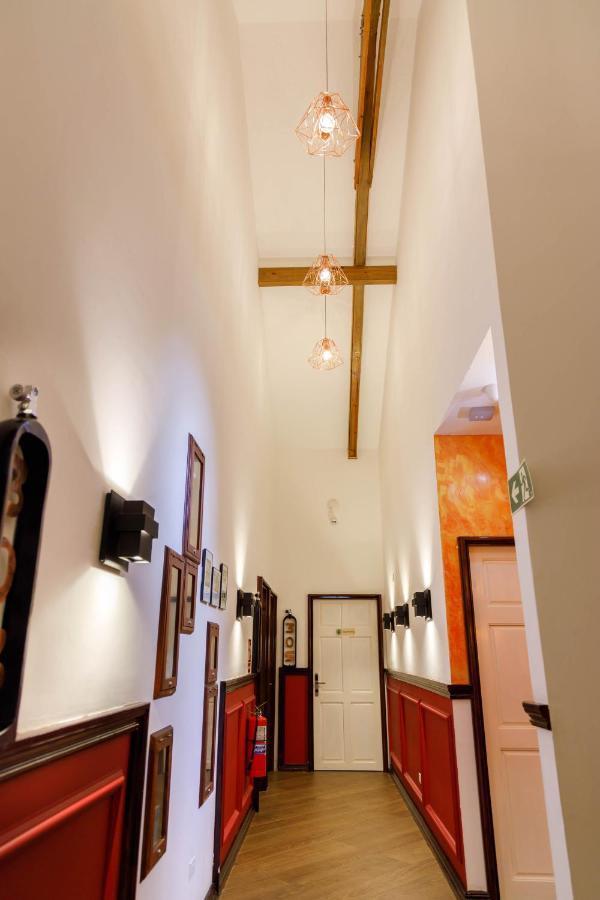 Divers Paradise Boutique Hotel 보카스 타운 외부 사진