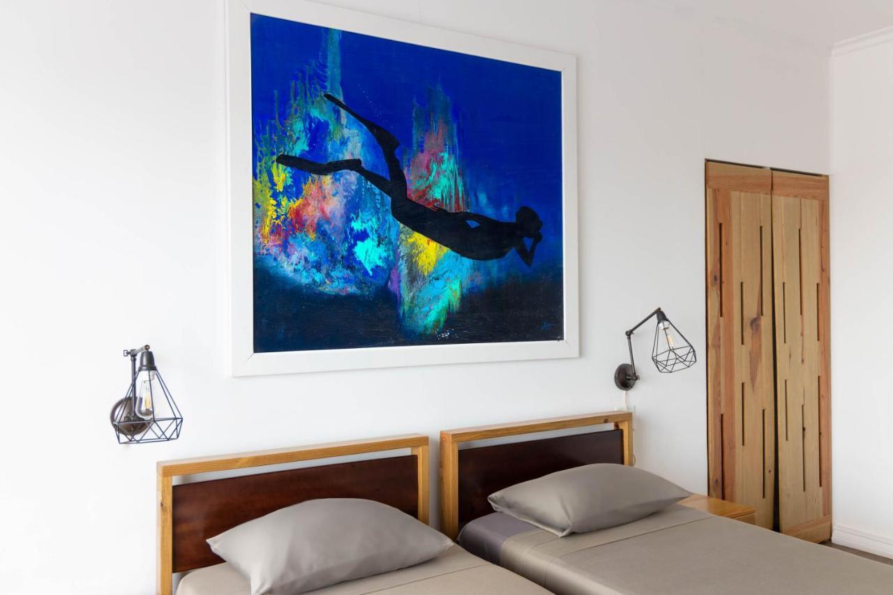 Divers Paradise Boutique Hotel 보카스 타운 외부 사진